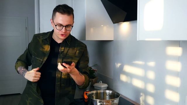 TAJNA PANIERKA Z KFC - WYCIEKŁ NAJWIĘKSZY SEKRET FIRMY! смотреть онлайн