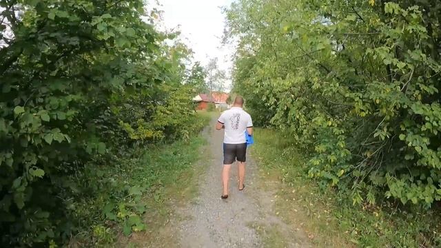 Проехали с Илюхой по Уралу | искупались в пруду смотреть онлайн