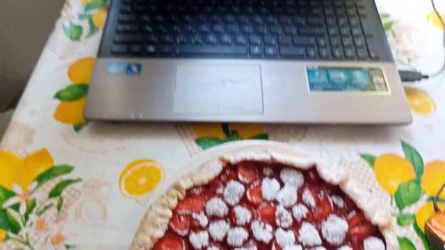 галета с клубникой смотреть онлайн