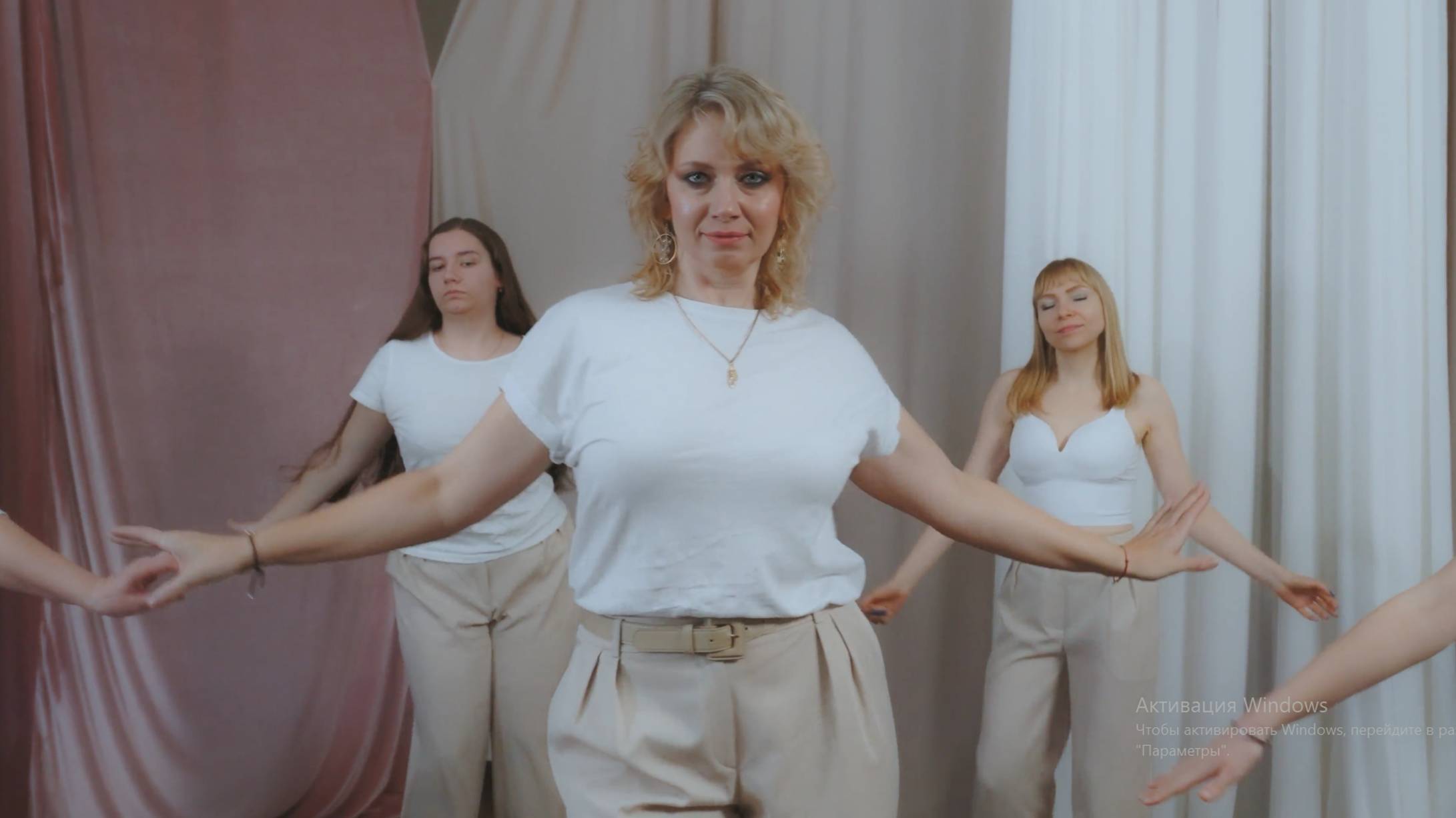 Соло латина (Бачата). Танцы для девушек в Курске. Школа танцев Dance Life