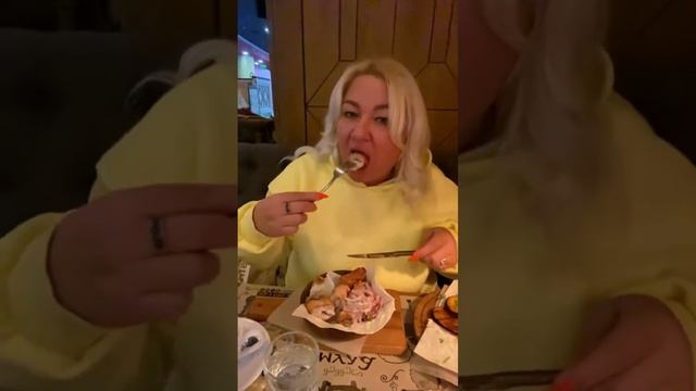 Индейка 🦃 в лаваше#овощи гриль смотреть онлайн