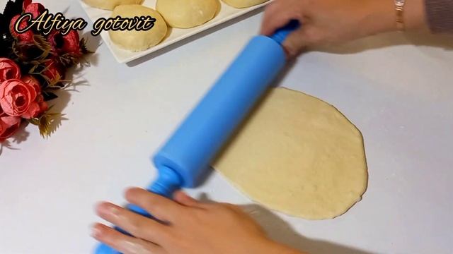 Вкуснейшие, сама нееежность 😋! Мягкие, воздушные лепёшки! Шелпек. Жеті шелпек. смотреть онлайн