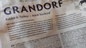 Распаковка — Сухой корм для кошек Grandorf Adult Sterilized Rabbit&Turkey