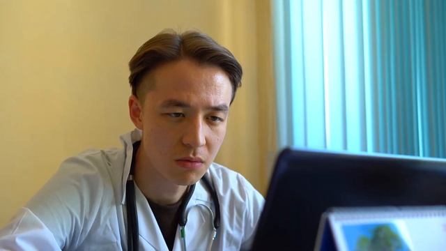 МОЛОДЫЕ КАЗАХСТАНЦЫ | Сториз | Берик Калиуллаев | #фондЕсенова