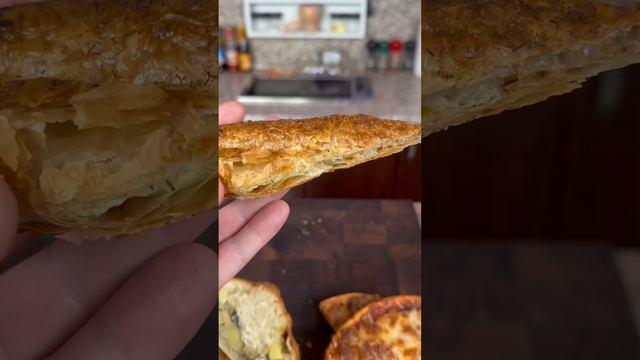 ⚠️⚠️⚠️#выпечка из пятерочки 2 . Где мясо ? #shorts