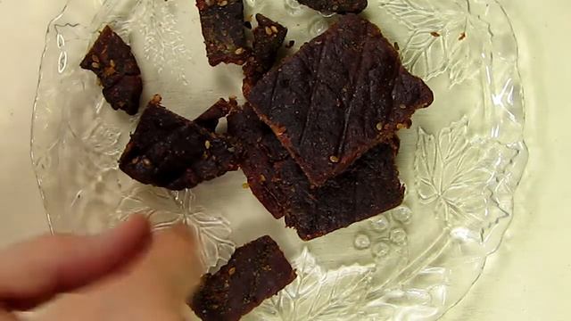 DELICIOUS Smoked Teriyaki Beef Jerky Golden Island REVIEW