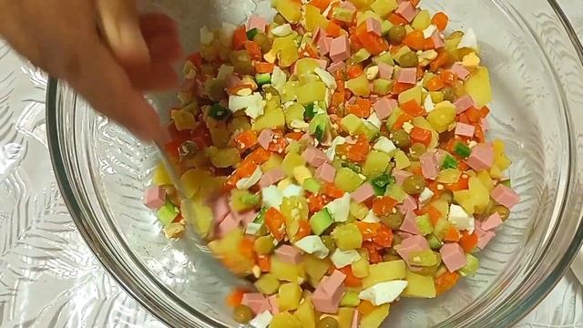 Салат Оливье классический 13.12.2023
