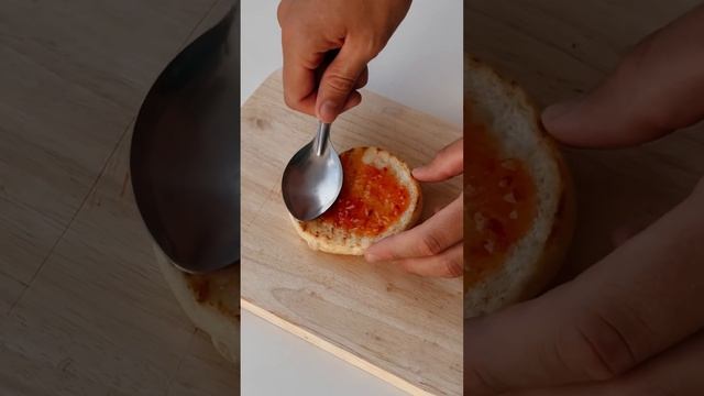 Чикенбургер с КРЕВЕТКОЙ #cooking #рецепты #burger смотреть онлайн