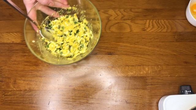 Пирожки из лаваша  с луком и яйцом.