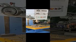 Станок вертикально-сверлильный 2н135.mp4