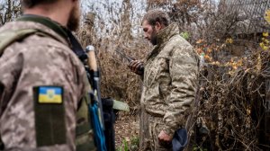 Повальное дезертирство: ВСУ бросают оружие и бегут с передовой