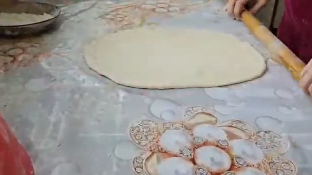 Бауырсақтың (тоқаш) қарапайым дайындалу тәсілі.😋 самый простейший рецепт БАУЫРСАКА. смотреть онлайн