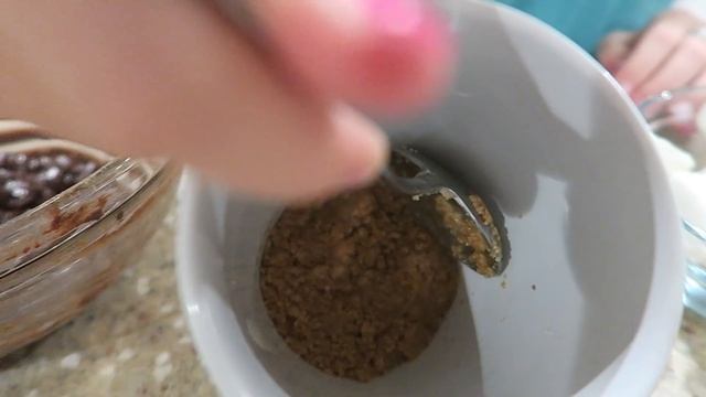 CHEF PRINCESS AVA HOW TO MAKE QUICK EASY DIY MUG CAKE CHOCOLATE SMORES MICROWAVE CAKE KIDS COOKING смотреть онлайн