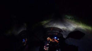 Тест замены штатной лампочки Н4 на LED лампу ближний и дальний свет на Yamaha xj900
