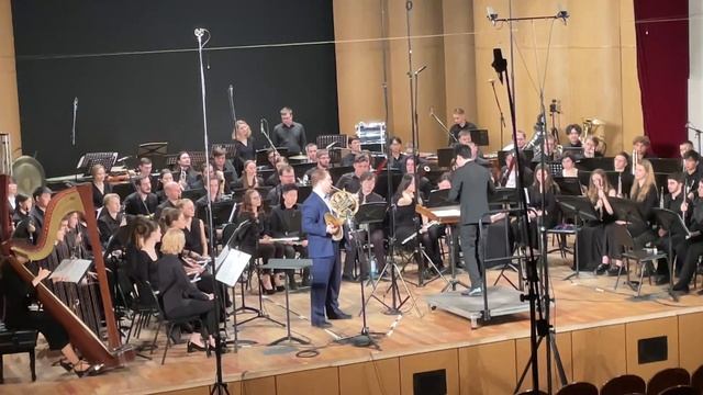 Виктор Панин. Концерт для валторны с оркестром. Дирижер Цзоу Цзэю, Алексей Фурукин, валторна