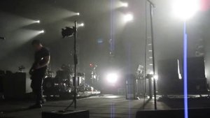 Nine Inch Nails - The Day the World Went Away HD (live @ the Wiltern 9/10/09 FINAL SHOW EVER)