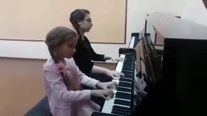 В.Сапожников По Невскому в карете(Путешествие в небеса). Анастасия Федченко, Мария Сафазада.