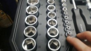 Набор инструмента 94 предмета ARNEZI R0900094