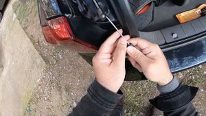 VOLVO S40 BAGAJ AMORTİSÖR DEĞİŞİMİ I Volvo Trunk Shock Absorber Replacement