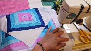 Руководство по лоскутному шитью: простые приемы глажки полосок и пошива идеального одеяла.