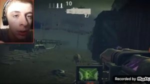 Меня пугает какой то не понятное существо 3:00 часа ночи пока я играл в Into The Dead 2