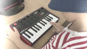 6歳児によるAKAI MPK mini play MK3紹介