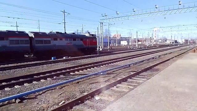 2ТЭ116 отправляется с товарной станции Петрозаводска смотреть онлайн