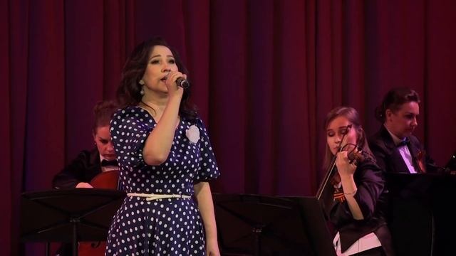 Я. Френкель сл. Р. Гамзатова, пер. Н. Гребнёва "Журавли". Поёт Анна Киселёва. смотреть онлайн