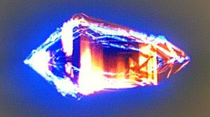 Плазмоидные НЛО сбрасывают с неба потусторонние материалы!