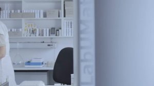 77 Elektronika - DocUReader 2 Pro & LabUReader Plus 2