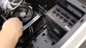 Gaming PC Build in the Lian Li TU150 (ASMR)