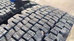 10.00r20 Bridgestone W970. Грузовые шины на камаз. Отличный остаток протектора. ☎️89219930017