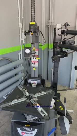 Шиномонтажный станок с третьей рукой BRIGHT GT889N от компании Азбука Автосервиса