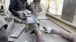 Загорелся грузовик Mitsubishi, полный гудрона,