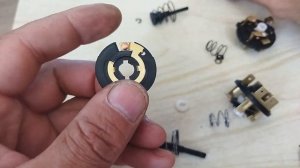 Автоматическое выключение света фар при выключении зажигания. Доработка замка зажигания ВАЗ-2107