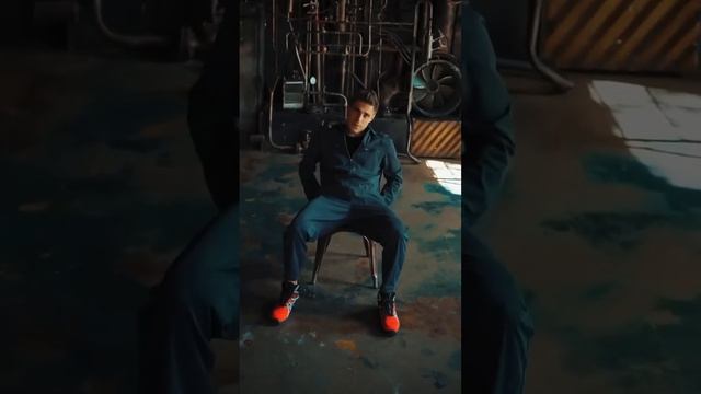 В стиле industrial