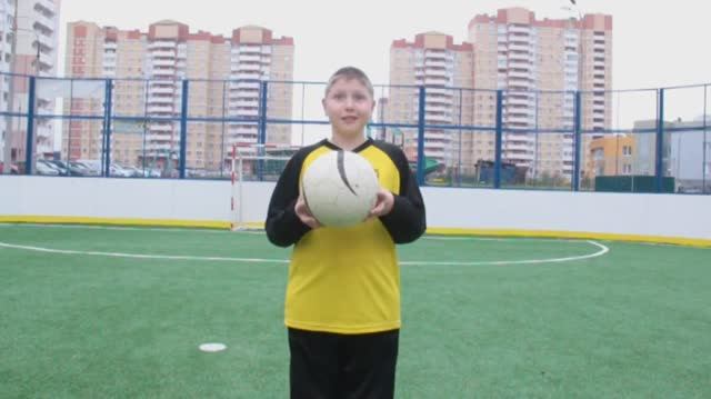 Немного о футболе. смотреть онлайн