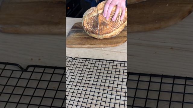 Хлеб с тыквенными семечками на закваске