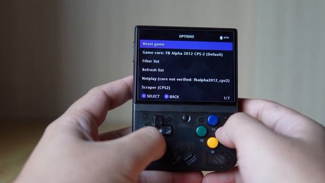 เปรียบเทียบเครื่องเกมเรโทร Miyoo Mini Plus กับ Anbernic RG35XX