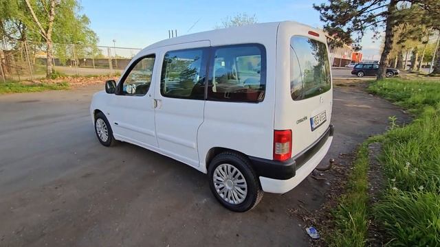 2007 Citroen Berlingo 1.6 HDI Start Up and Sound смотреть онлайн