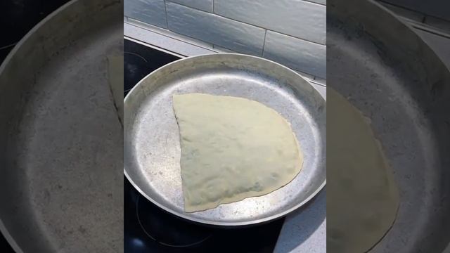 «Чуду, с зеленью и творогом» смотреть онлайн