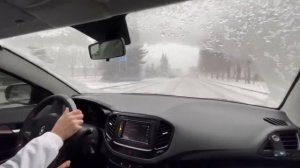 Дрифт на весте зимой, по городу