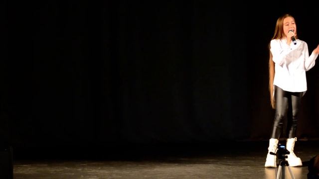 Арина Еремина с песней Ворона смотреть онлайн