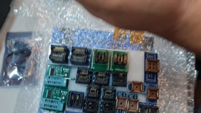 Eprom Readee TL866 Universal programmer ECU Reader جهاز قارء الايبروم و عقول القير و الماكينه