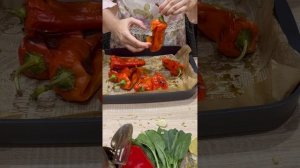 Салат из запеченных перцев с брынзой #простойрецепт #вкусныйсалат