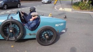 £750,000 Bugatti Type 37 leaving a car show