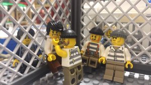 Неуловимые грабители. Рождество в лего тюрьме! # 1