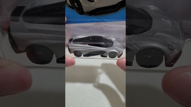 HOT WHEELS ASTON MARTIN VALHALLA CONCEPT / HW SCREEN TIME [ SILVER BLACK ] tsds8