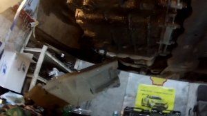 Тормозные Диски Колодки передние задние сальники привода Мицубиси Каризма