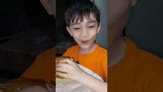 Спанчбоб бургер 🍔 💛🍟👍